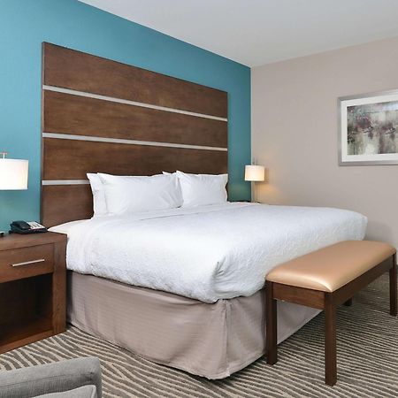 Hampton Inn & Suites Des Moines Downtown Екстер'єр фото