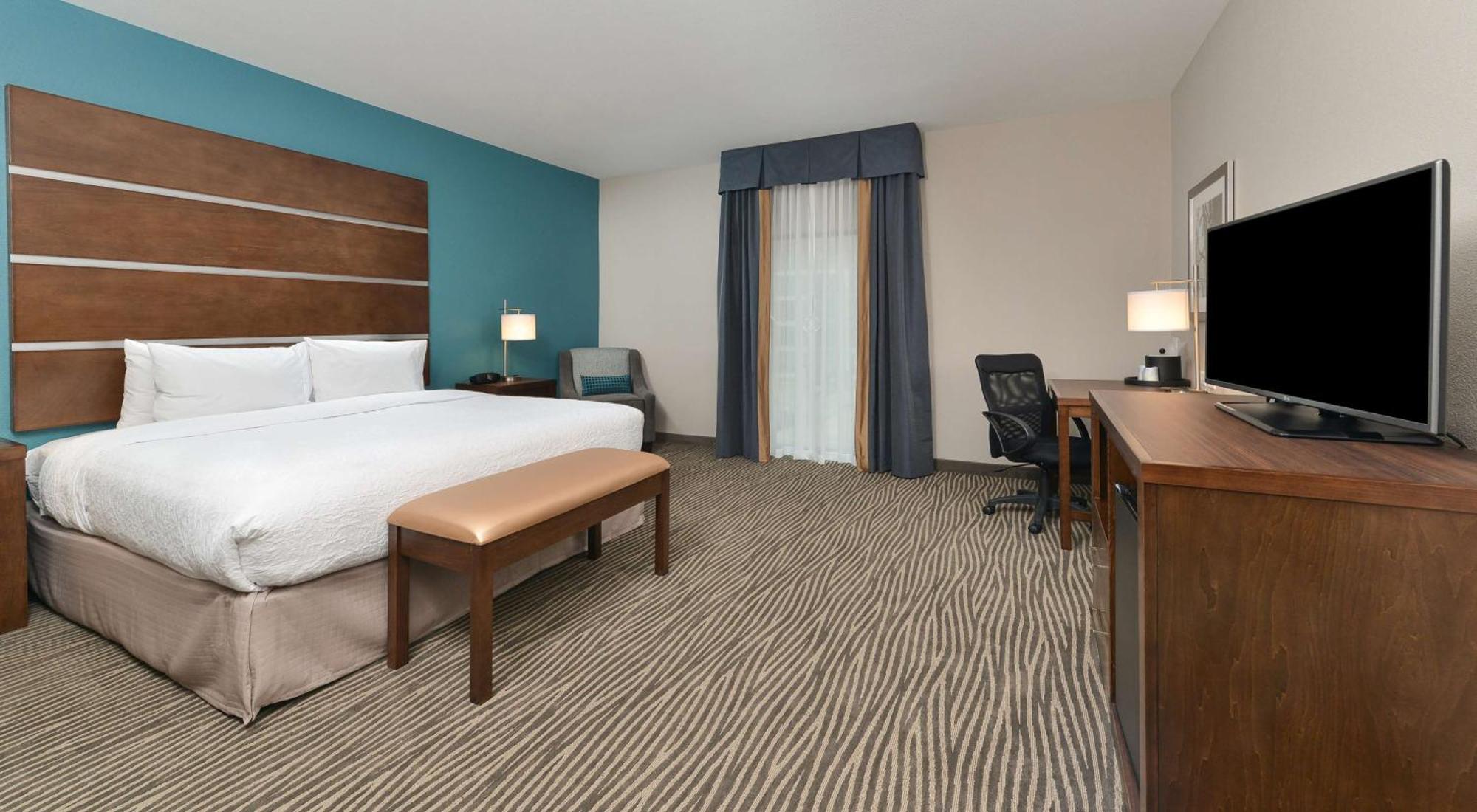 Hampton Inn & Suites Des Moines Downtown Екстер'єр фото
