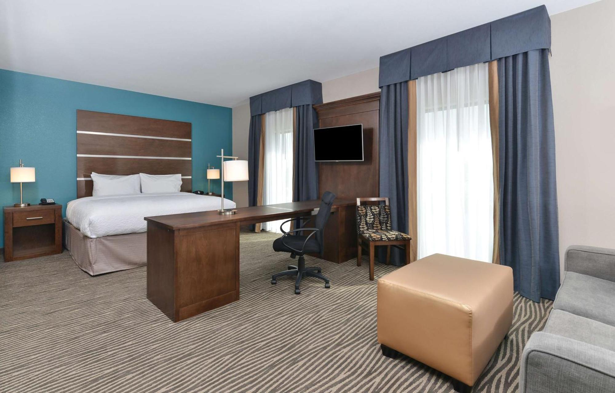 Hampton Inn & Suites Des Moines Downtown Екстер'єр фото