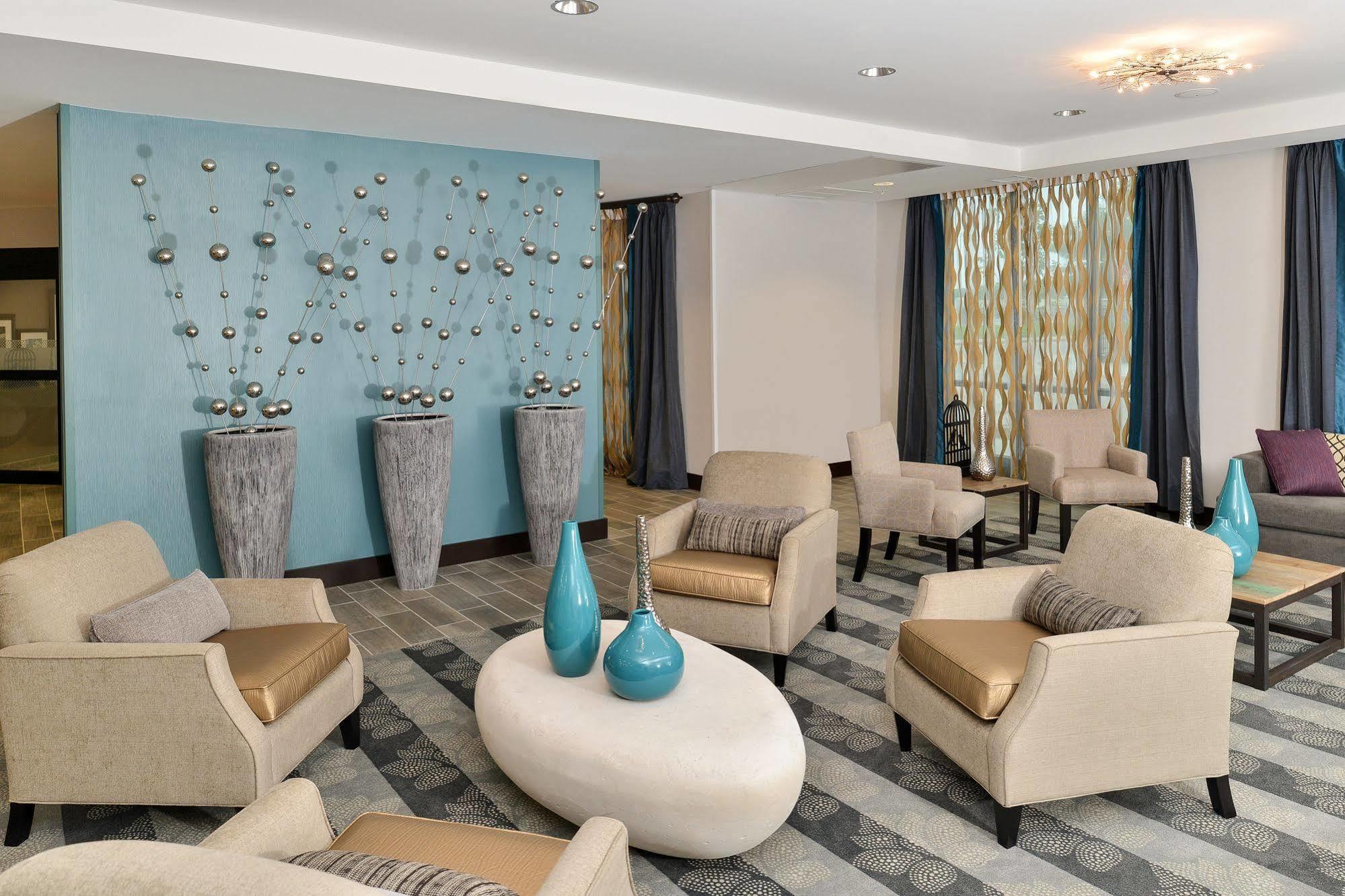 Hampton Inn & Suites Des Moines Downtown Екстер'єр фото
